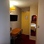剧院酒店