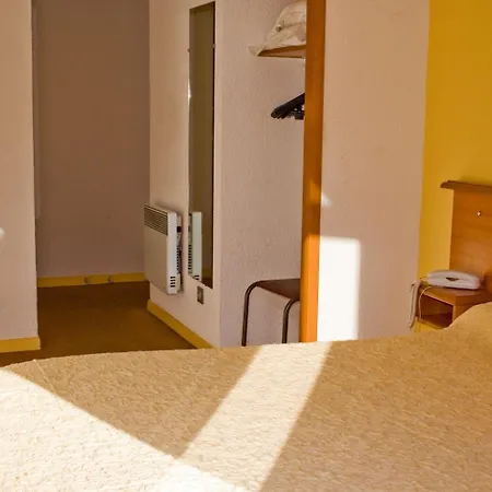 De L'opera Hotell 2*