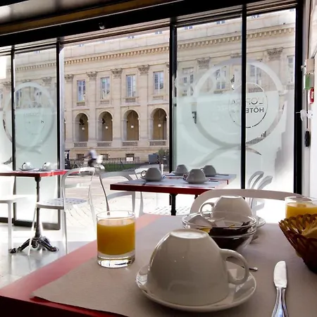 Hotel De L'opéra