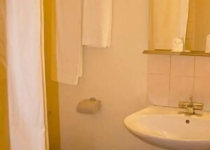 Hotell De L'opera 2*