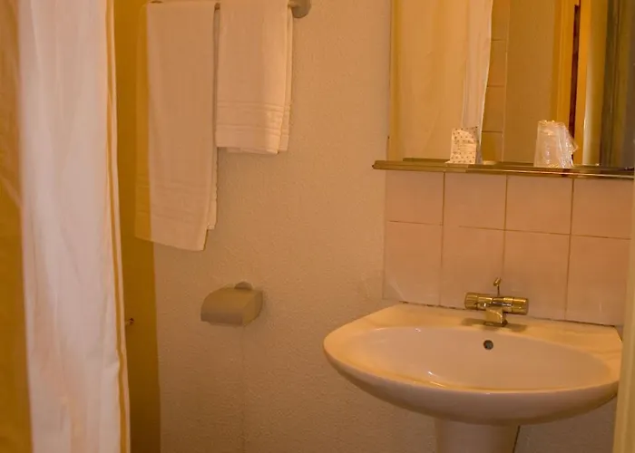 Hotell De L'opera 2*