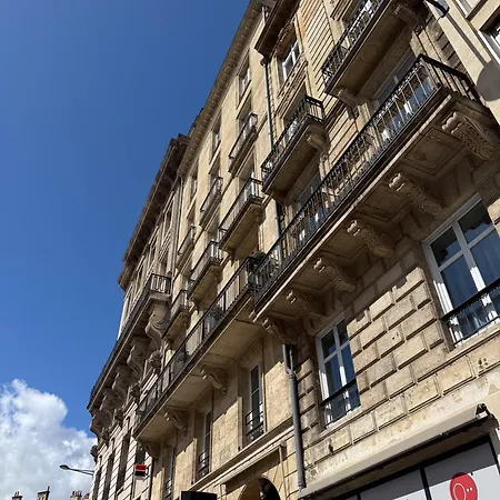 De L'opéra Hotel 2*
