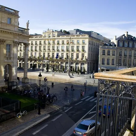 Hotel De L'opera 2*